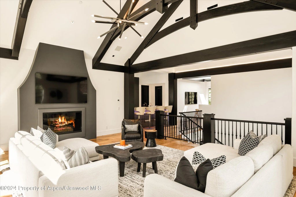 6 of 49 - 137 Westview Drive, Aspen, CO