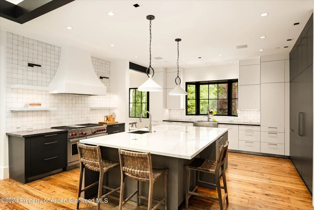 8 of 49 - 137 Westview Drive, Aspen, CO