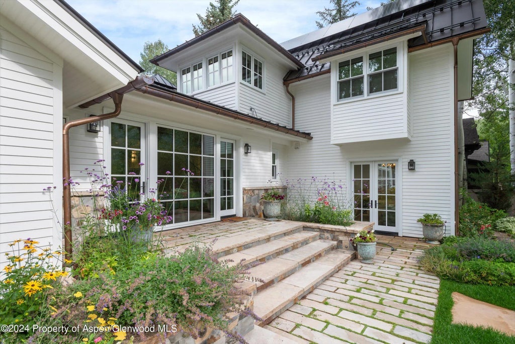 6 of 50 - 1230 Snowbunny Lane, Aspen, CO