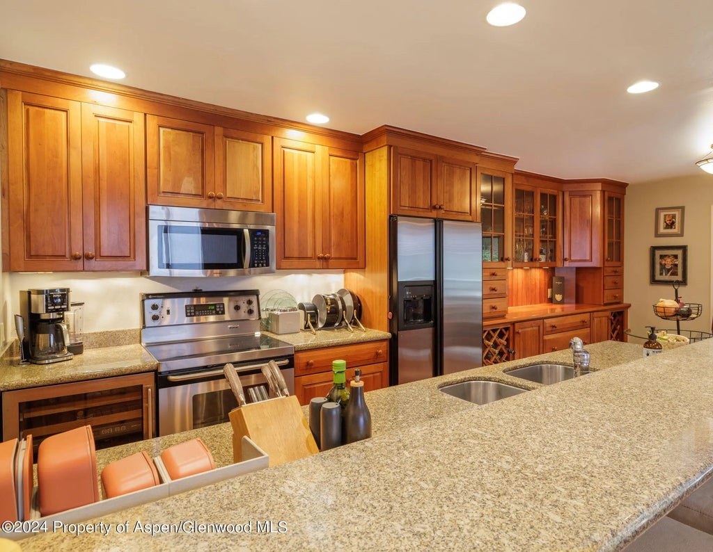 8 of 16 - 383 Meadow Ranch F-4-c, Snowmass Village, CO