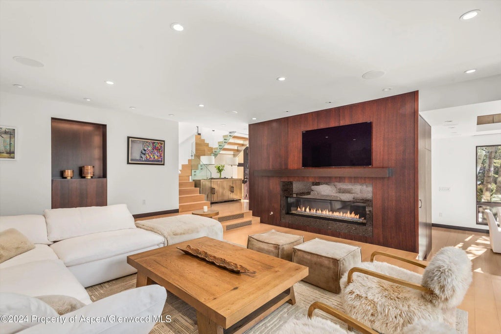 10 of 34 - 25 Nighthawk Drive, Aspen, CO