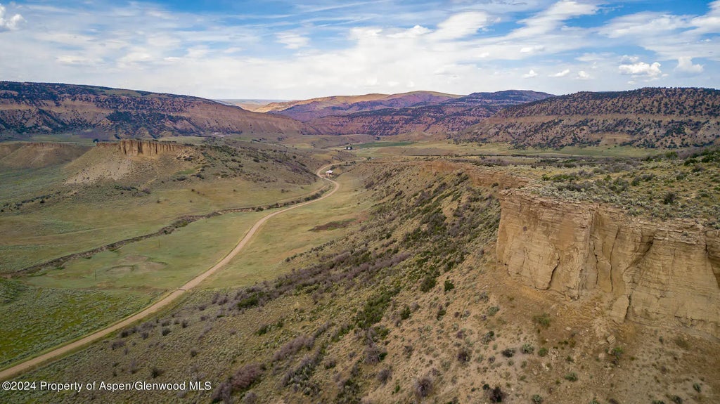 2 of 25 - 2508 County Road 39, Craig, CO