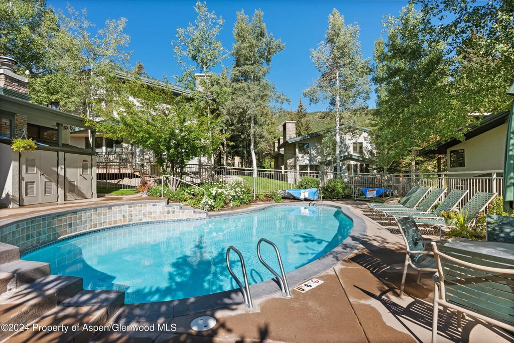 13 of 14 - 135 Carriage Way 22, Snowmass Village, CO