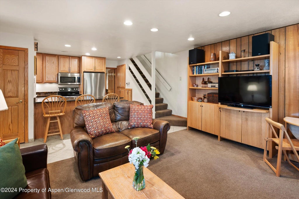 3 of 14 - 135 Carriage Way 22, Snowmass Village, CO