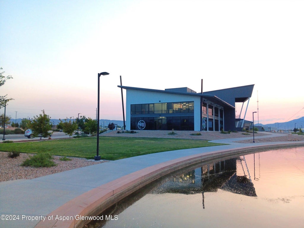 9 of 33 - 1601 Riverfront Drive 201, Grand Junction, CO