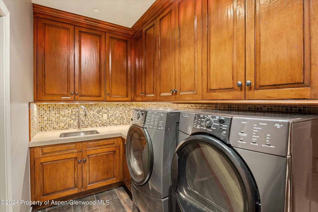 35 of 51 - 303 W Hopkins Avenue, Aspen, CO