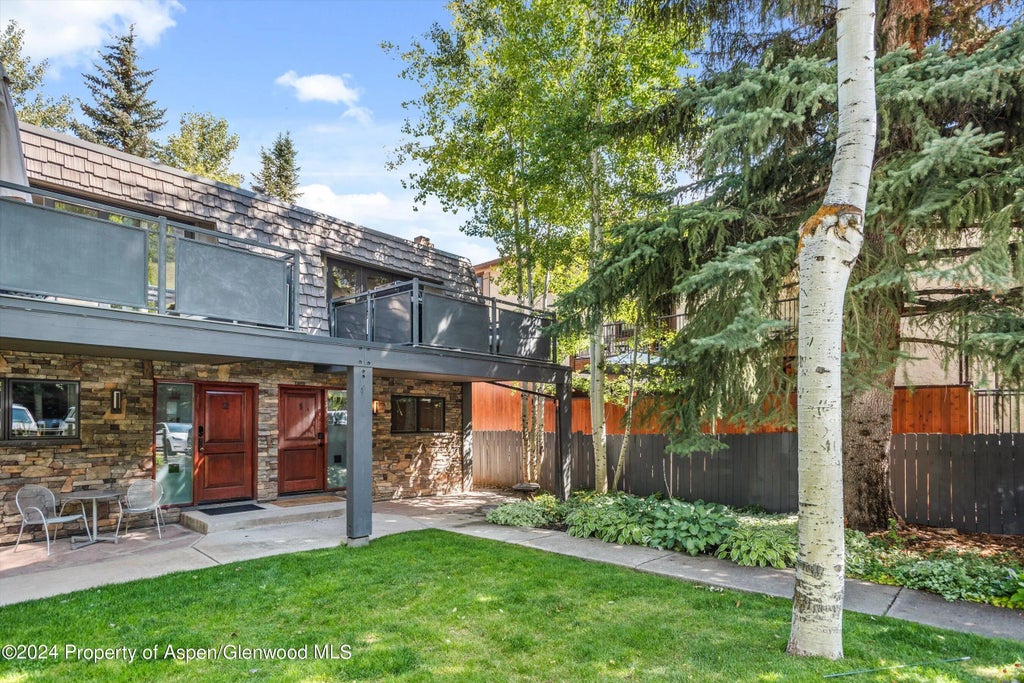 1 of 11 - 124 E Durant Avenue Unit 1, Aspen, CO