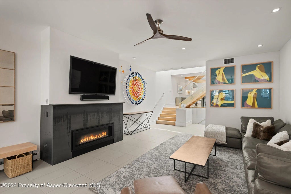 1 of 41 - 812 E Cooper Avenue, Aspen, CO