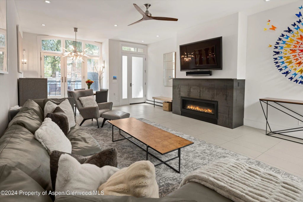 5 of 41 - 812 E Cooper Avenue, Aspen, CO