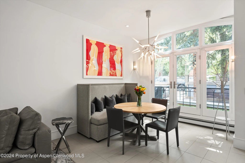 8 of 41 - 812 E Cooper Avenue, Aspen, CO