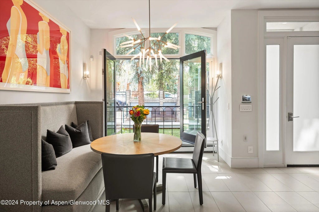 9 of 41 - 812 E Cooper Avenue, Aspen, CO