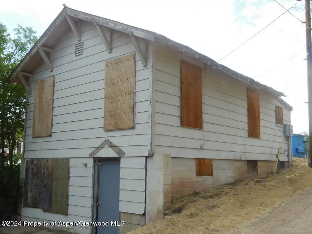 52 of 56 - 994 Yampa Avenue, Craig, CO