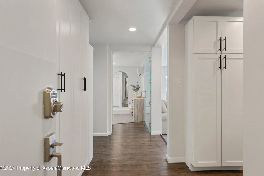 10 of 13 - 605 E Main Street #7, Aspen, CO