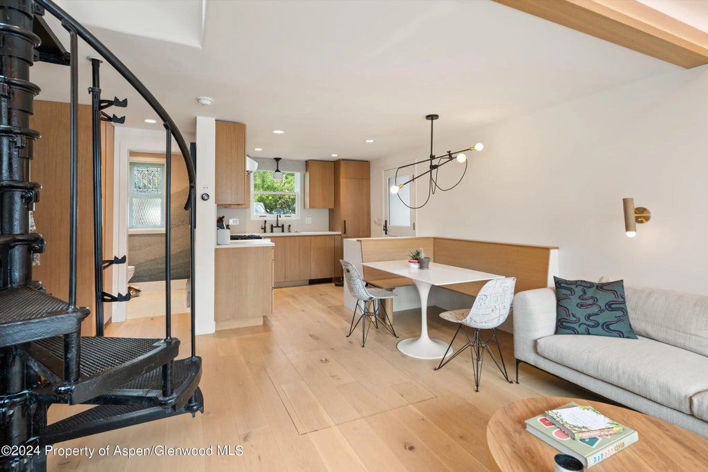 4 of 21 - 331 W Main Street Unit B, Aspen, CO