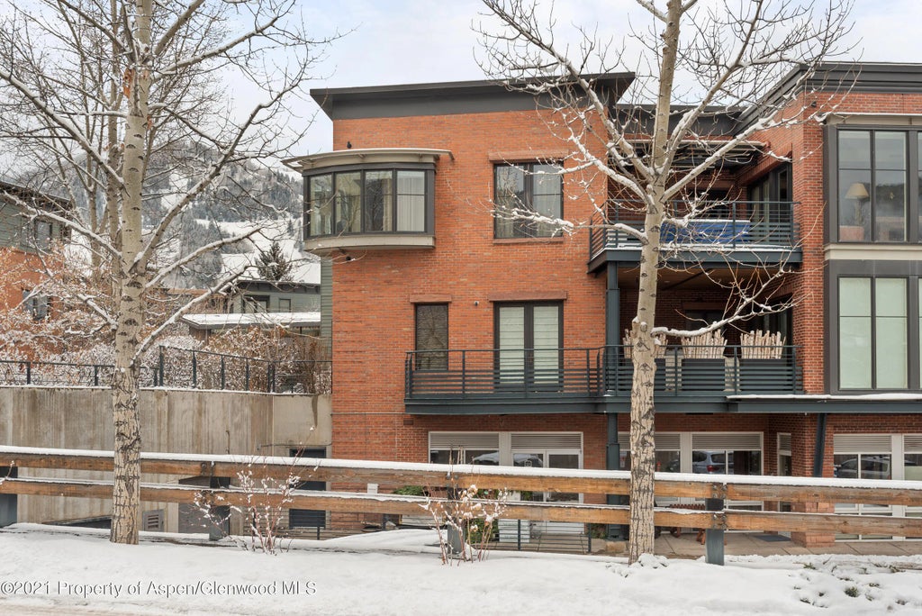 22 of 28 - 501 Rio Grande Place 201, Aspen, CO
