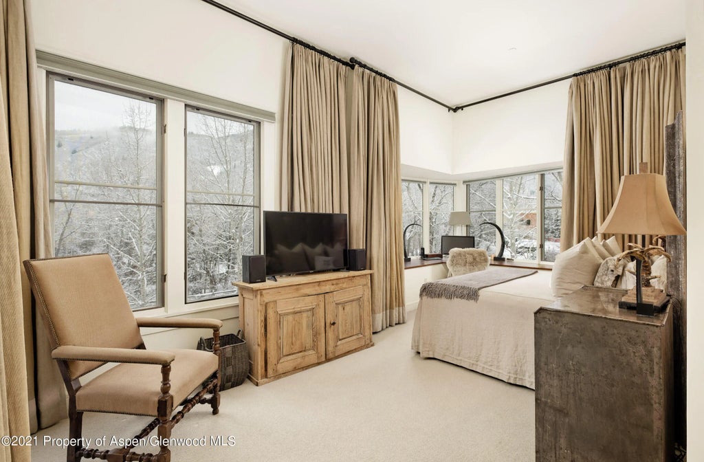 9 of 28 - 501 Rio Grande Place 201, Aspen, CO