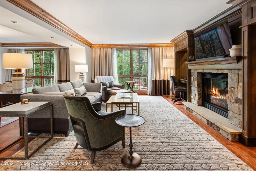 3 of 20 - 315 E Dean Street, Aspen, CO