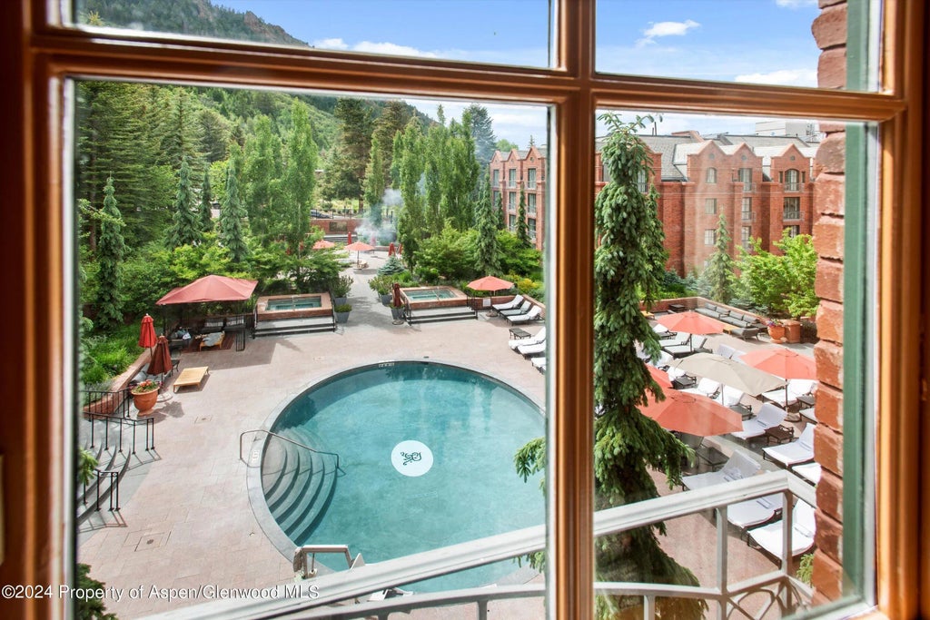 6 of 20 - 315 E Dean Street, Aspen, CO