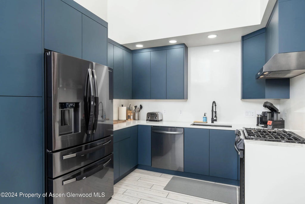 4 of 16 - 600 Carriage Way L17, Snowmass Village, CO