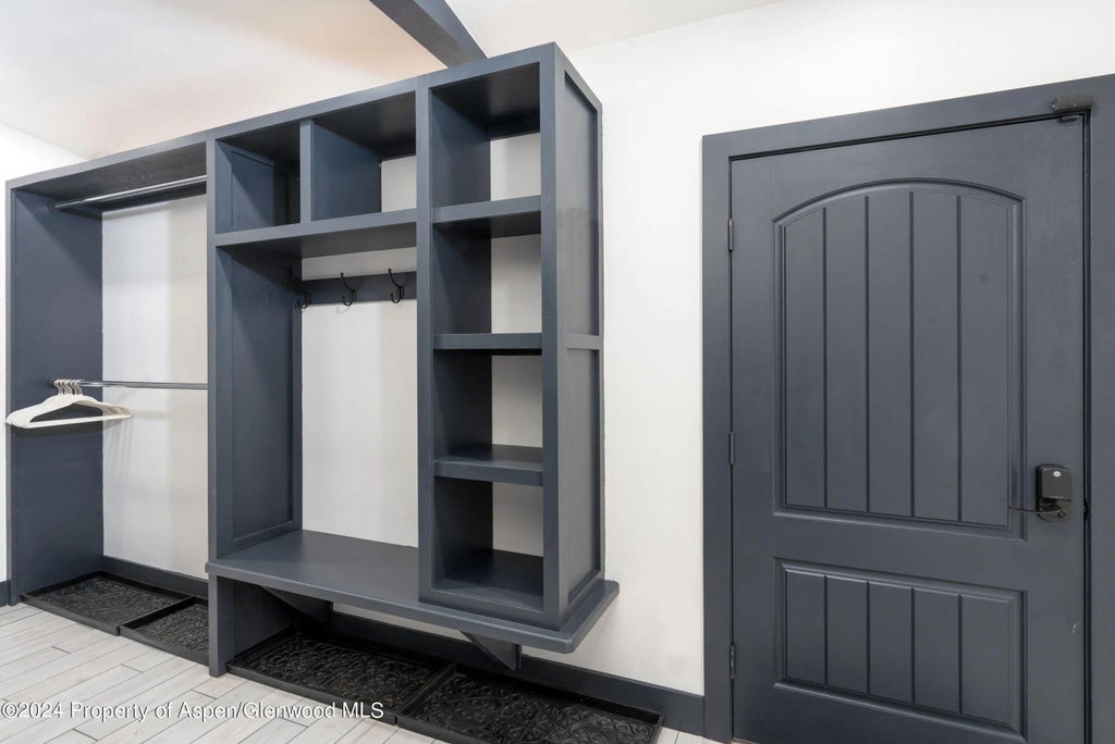 5 of 16 - 600 Carriage Way L17, Snowmass Village, CO