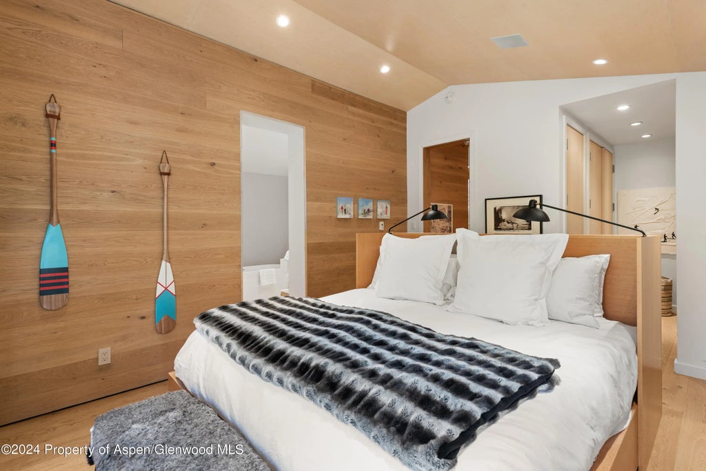 16 of 25 - 800 S Monarch Street Unit 9, Aspen, CO