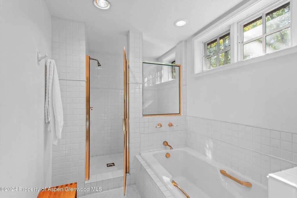 28 of 42 - 66 Alpine Court, Aspen, CO