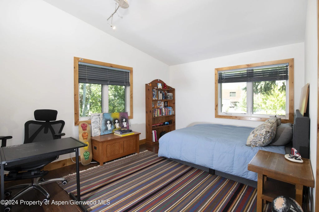 10 of 26 - 1325 Mountain View Drive, Aspen, CO