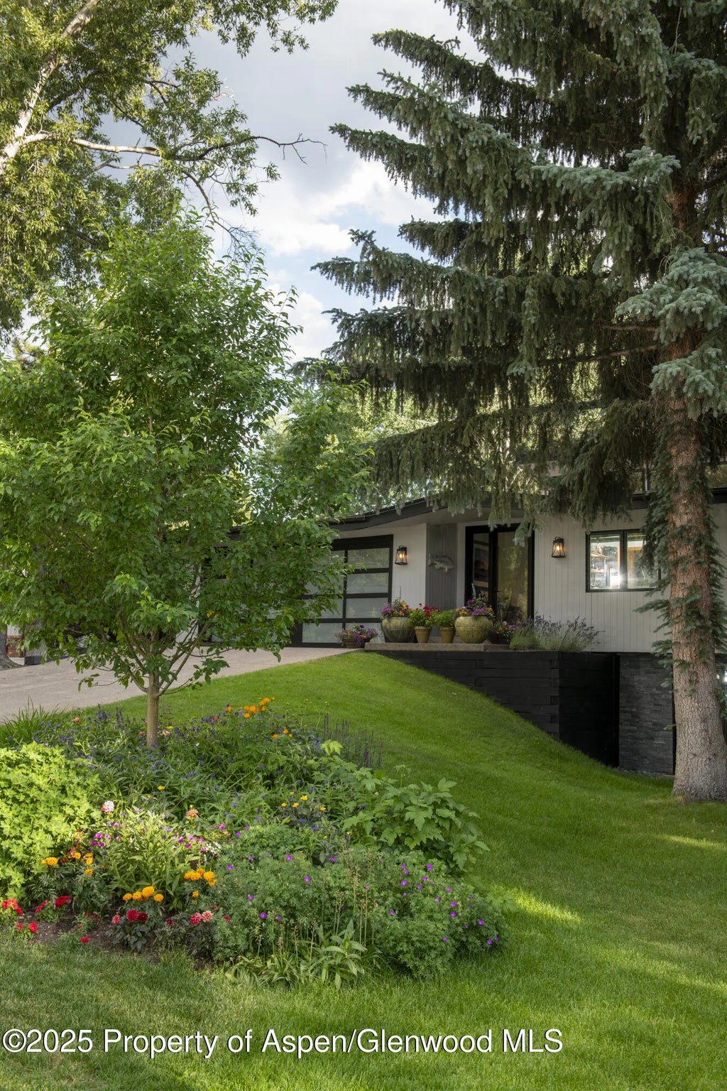21 of 26 - 1325 Mountain View Drive, Aspen, CO