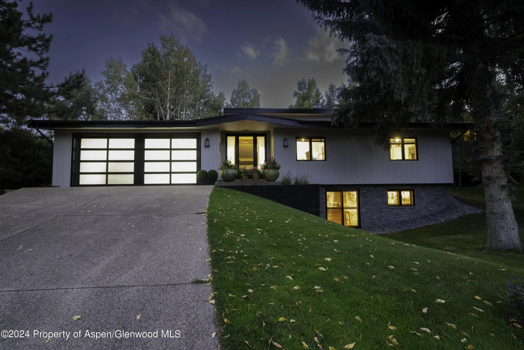 22 of 26 - 1325 Mountain View Drive, Aspen, CO