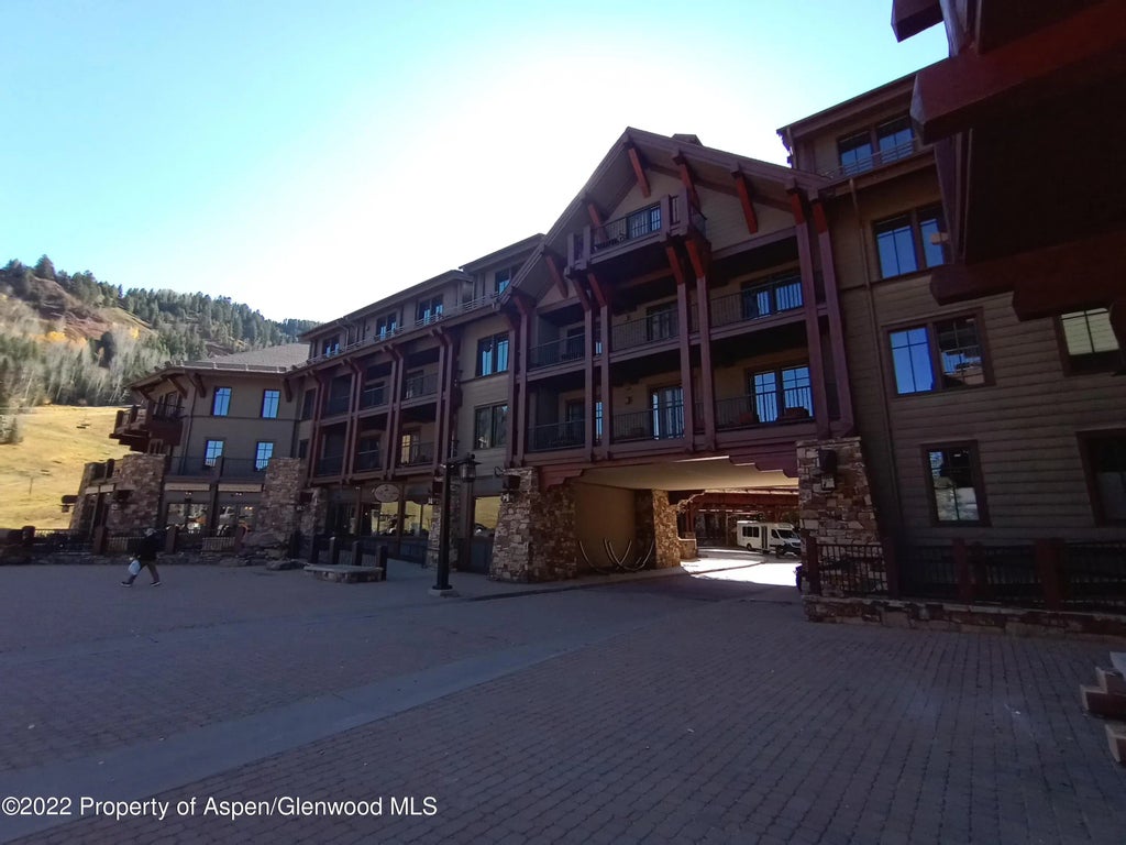 22 of 32 - 0075 Prospector Road Unit 8408 Winter Interest #6, Aspen, CO
