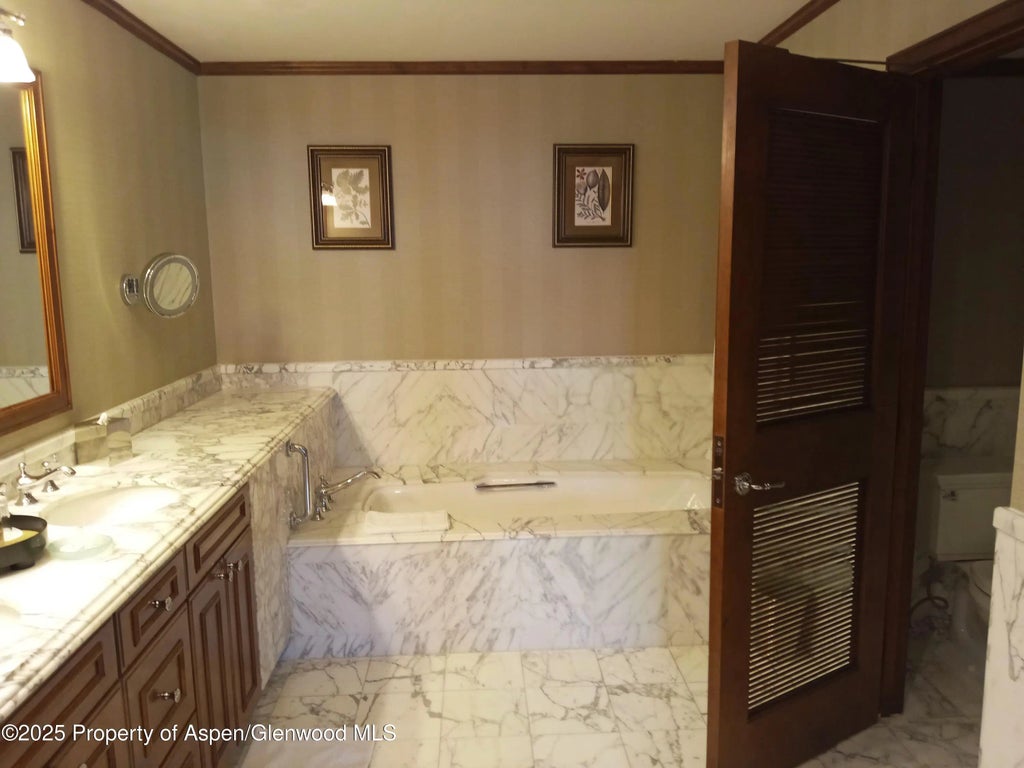 24 of 32 - 0075 Prospector Road Unit 8408 Winter Interest #6, Aspen, CO