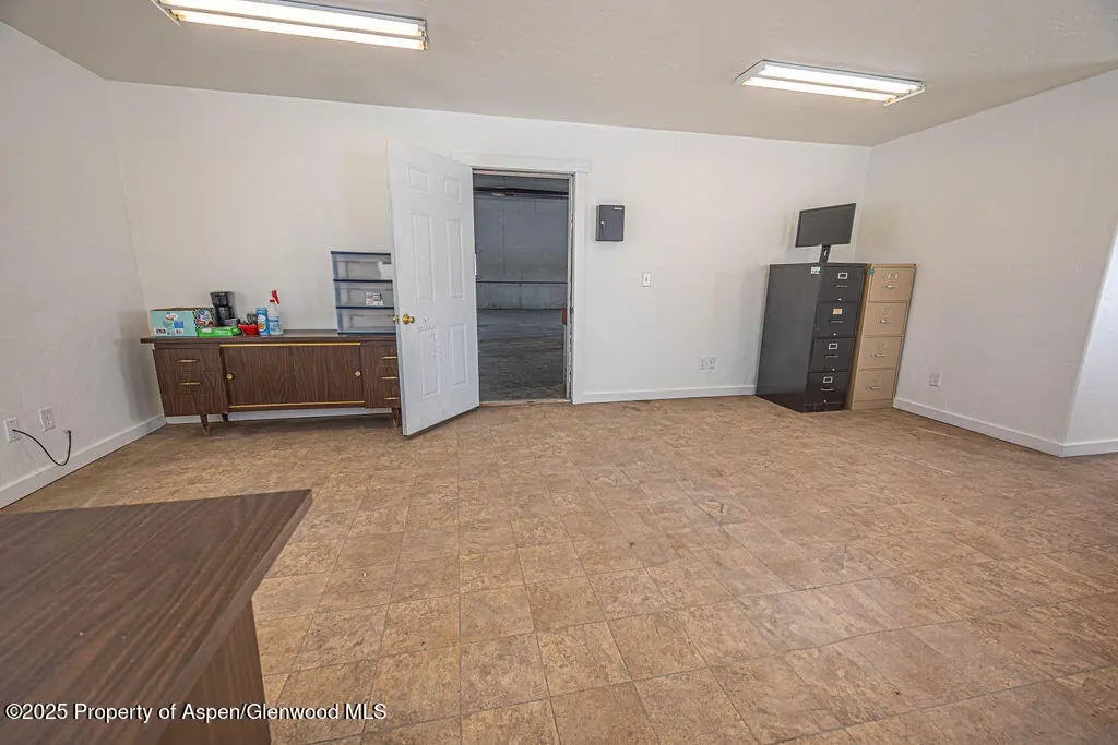 24 of 40 - 194 Preece Avenue, Craig, CO