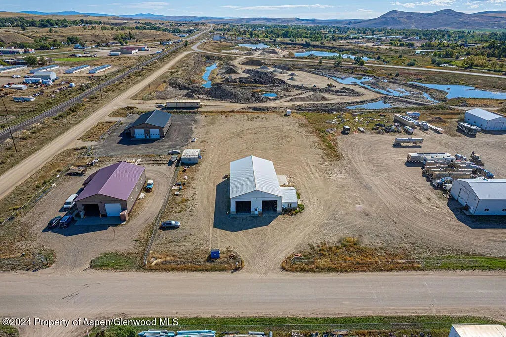 31 of 40 - 194 Preece Avenue, Craig, CO