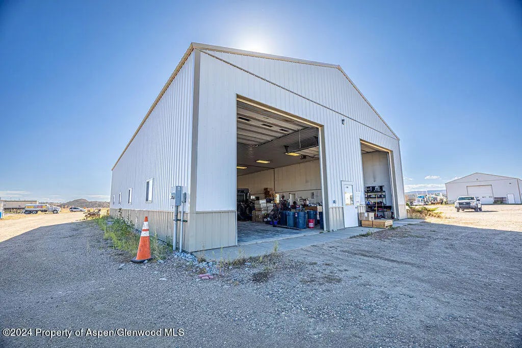 4 of 40 - 194 Preece Avenue, Craig, CO