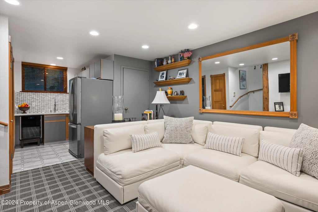 15 of 18 - 124 E Durant Avenue Unit 10, Aspen, CO