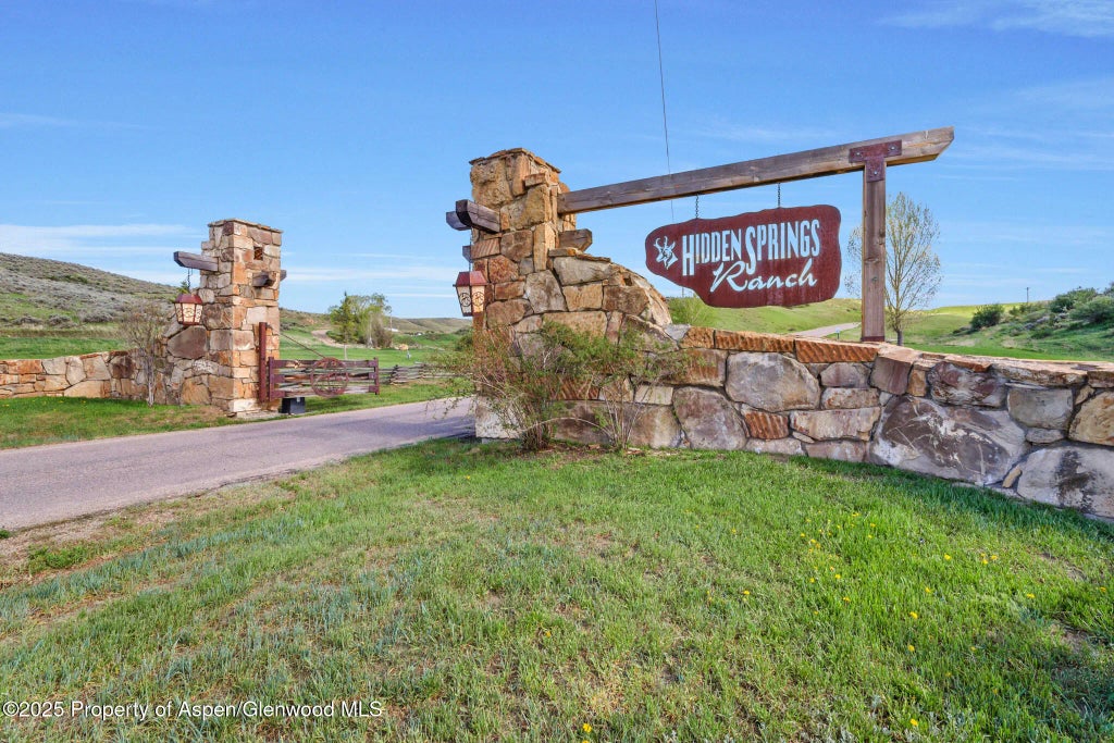 20 of 26 - 38620 Hidden Springs Drive, Hayden, CO