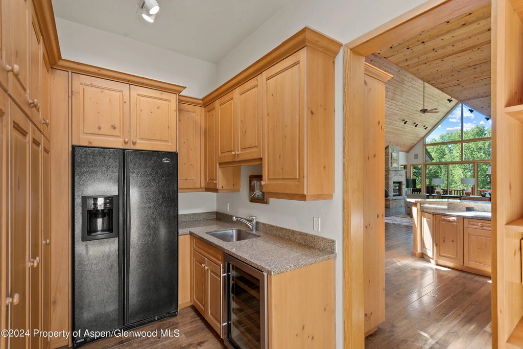 7 of 47 - 106 N Little Texas Lane, Woody Creek, CO