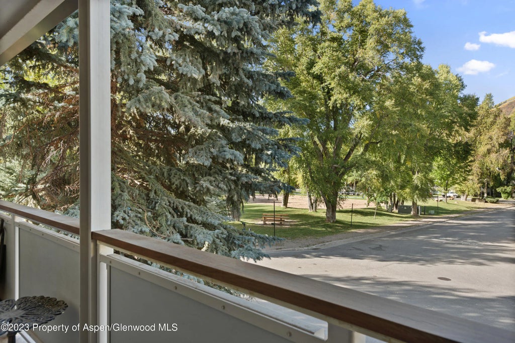 11 of 11 - 100 E Dean Street Unit 2b, Aspen, CO