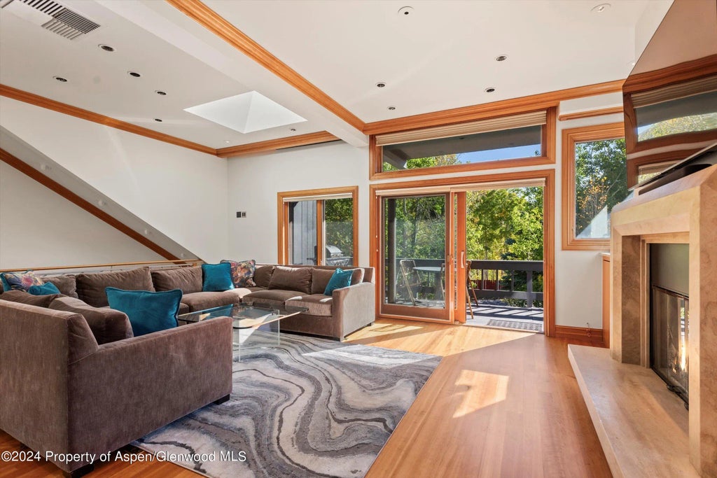 2 of 28 - 1085 Cemetery Lane A, Aspen, CO