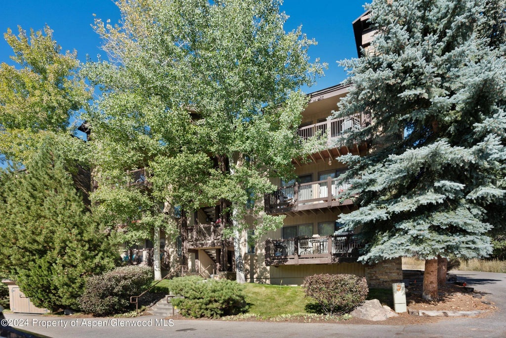 1 of 17 - 35 Upper Woodbridge Road 26ef, Snowmass Village, CO