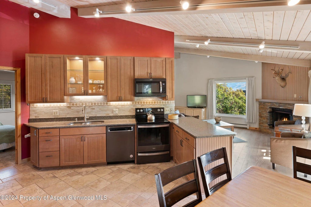 5 of 17 - 35 Upper Woodbridge Road 26ef, Snowmass Village, CO