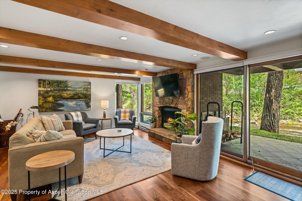 6 of 21 - 1034 E Cooper Avenue 16, Aspen, CO