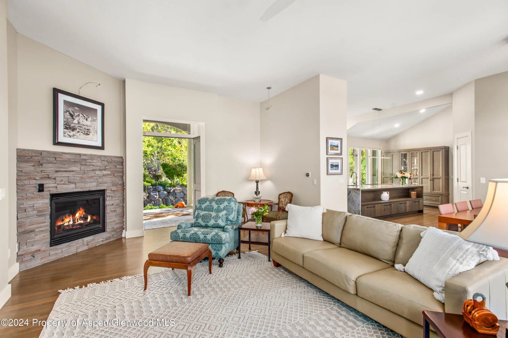 10 of 40 - 587 Hillcrest Drive, Basalt, CO