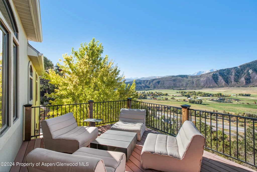 11 of 40 - 587 Hillcrest Drive, Basalt, CO