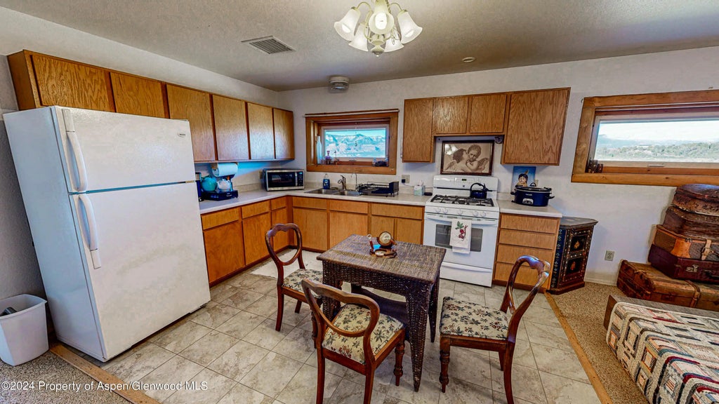 33 of 34 - 56106 Me Road, Collbran, CO