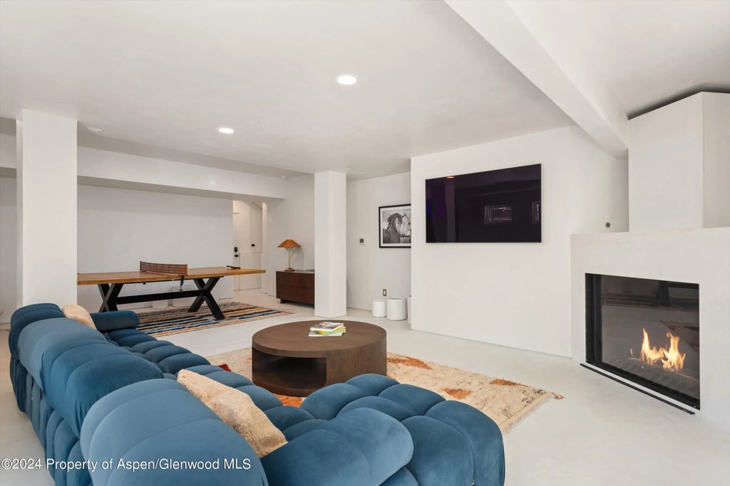 28 of 51 - 9888 Castle Creek Road, Aspen, CO