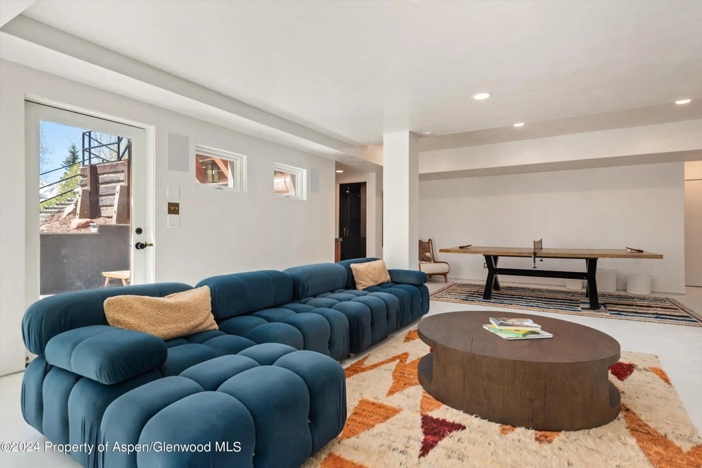 29 of 51 - 9888 Castle Creek Road, Aspen, CO