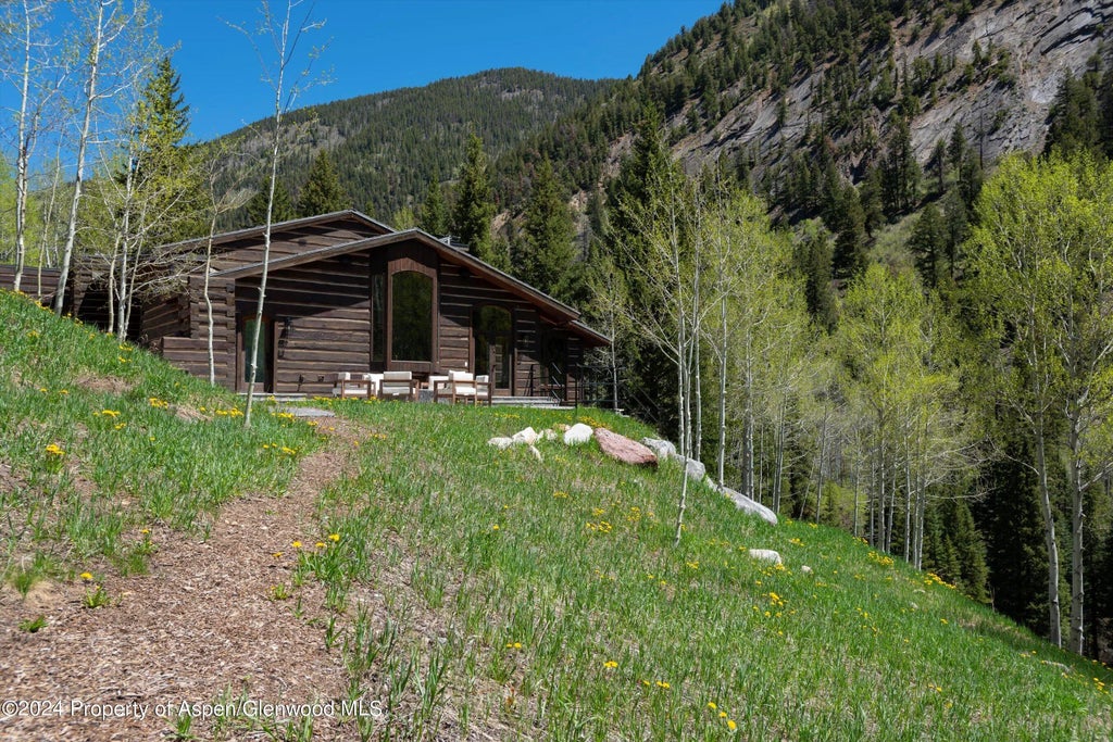 37 of 51 - 9888 Castle Creek Road, Aspen, CO