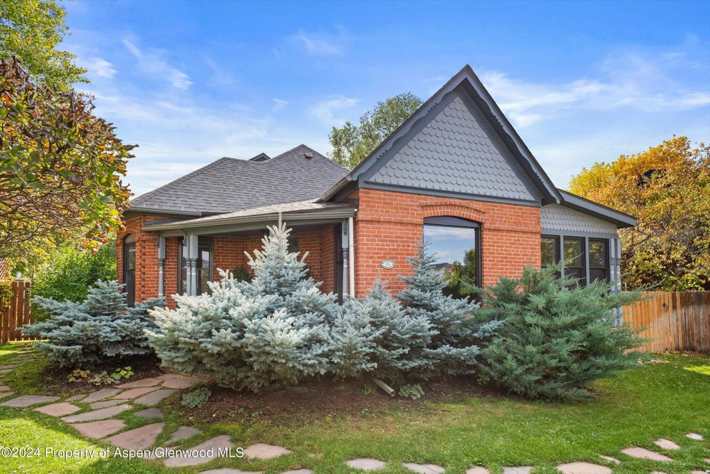 1 of 24 - 156 Garfield Avenue, Carbondale, CO