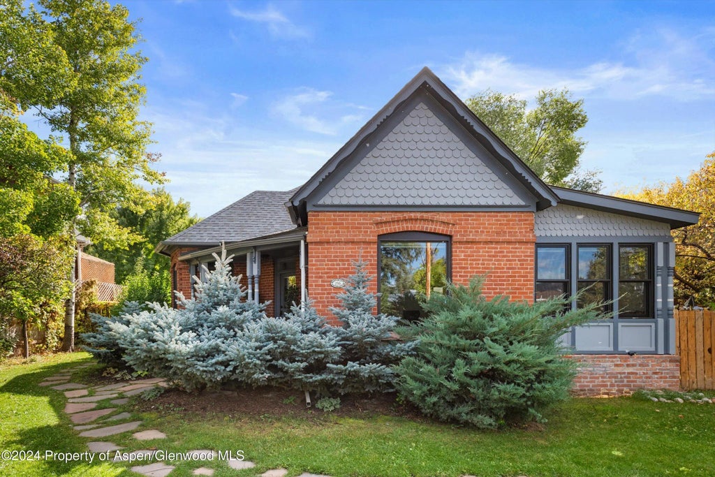 2 of 24 - 156 Garfield Avenue, Carbondale, CO